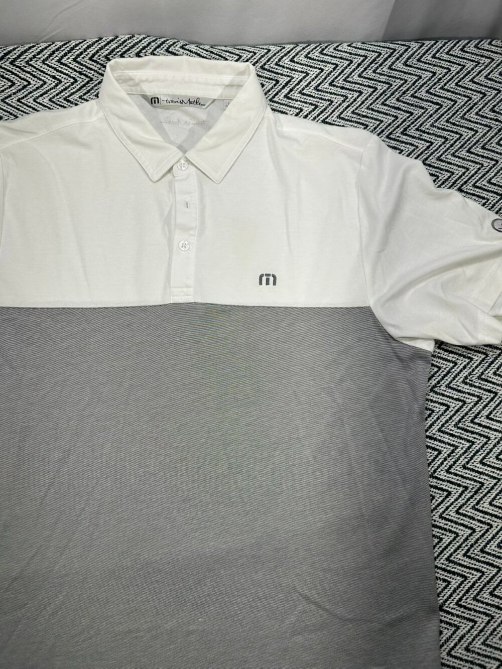 TravisMathew Men's L White & Gray Polo Shirt Logo VR Embroidery Travis Mathew - Picture 3 of 7